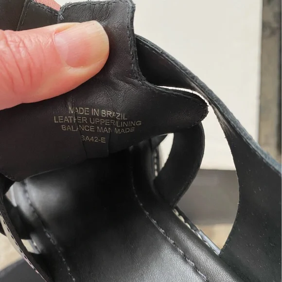 NWB Bernardo Sasha Strappy Sandal - Picture 8 of 16